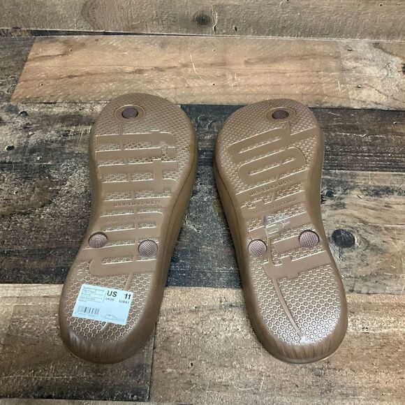 FitFlop Womens Size 11 Flip Flops Metallic Brown IQushion Ergonomic Arch Support - Picture 5 of 6